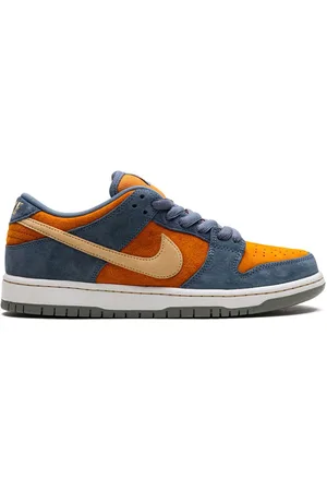 Nike SB Dunk Low "Light Carbon/Monarch" sneakers