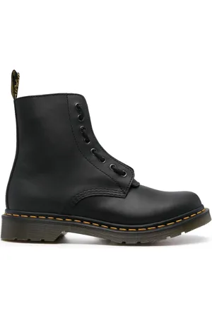 Dr. Martens 1460 Pascal boots
