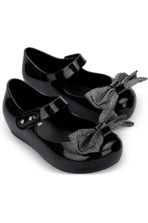 Melissa Bow-detaling ballerinas