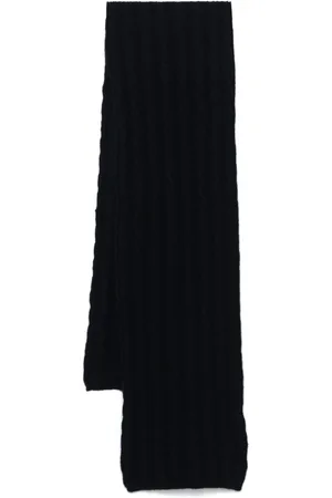 Lady Anne Oscar scarf