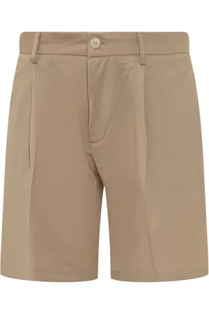 COSTUMEIN Pressed crease shorts