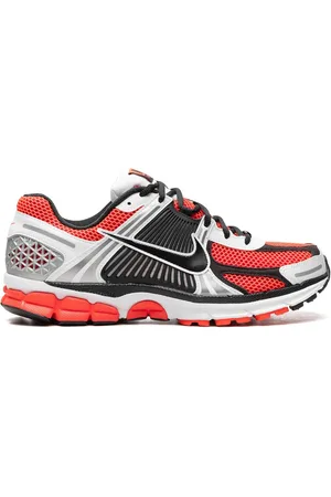 Nike Zoom Vomero 5 SE "Bright Crimson" sneakers