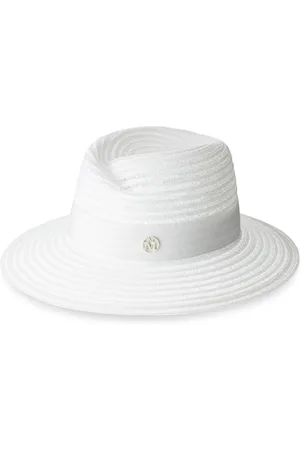 Le Mont St Michel Virginie hat