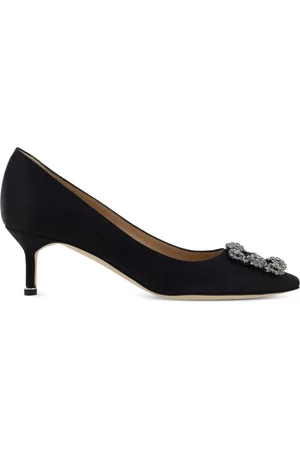 Manolo Blahnik 30mm Hangisi satin pumps