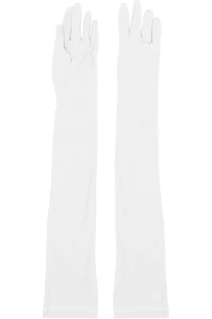 Ioana Ciolacu Sparkle gloves