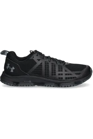 Under Armour Micro G® Strikefast sneakers