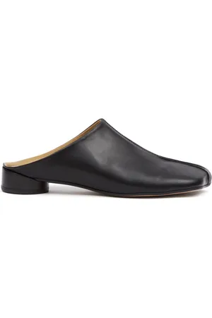 Maison Margiela Asymmetric-toe leather slippers