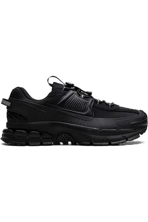 Nike Zoom Vomero Roam sneakers