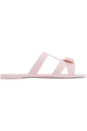 Salvatore Ferragamo New Vara plate slides
