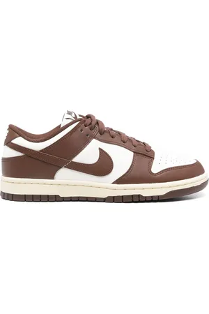 Nike Dunk Low sneakers