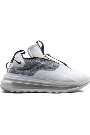 Nike Air Max 720 Waves sneakers