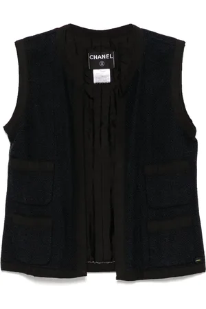 CHANEL 2002 collarless waistcoat