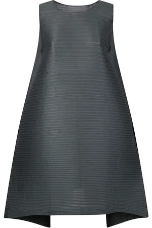Issey Miyake Sleeveless dress