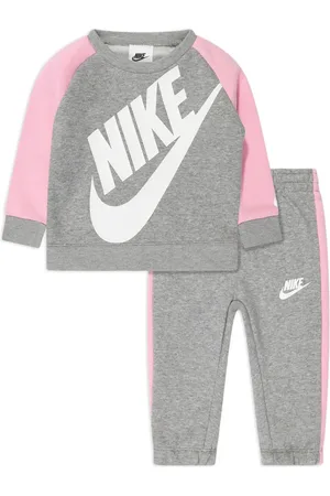 Nike Logo tracksuit set