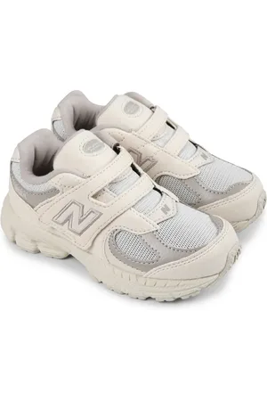 New Balance 2002 sneakers
