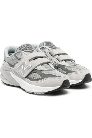 New Balance Fuelcell touch-strap sneakers