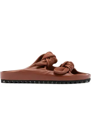 Officine creative Pelagie/010 slides