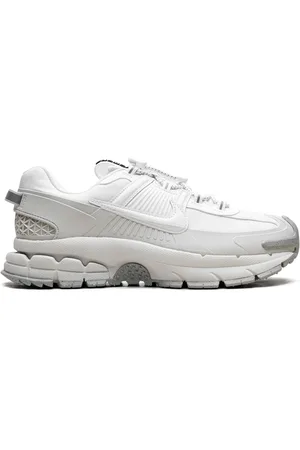 Nike Zoom Vomero Roam "Summit " sneakers