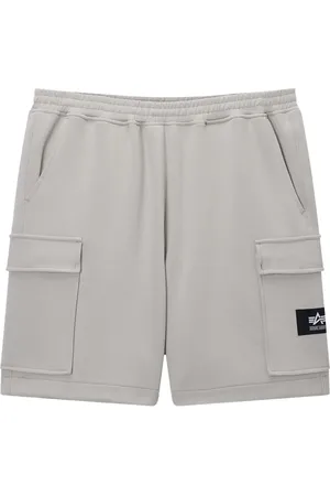 Izzue Logo-appliqué cargo shorts