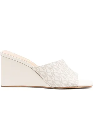 Michael Kors Merriam pumps