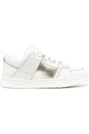 VALENTINO GARAVANI Rockstud low-top sneakers