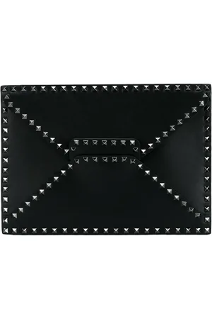 VALENTINO GARAVANI Rockstud Untitled clutch bag
