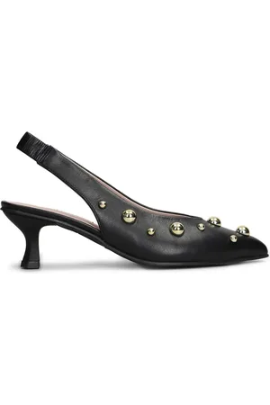 Pedro Miralles Leather pumps
