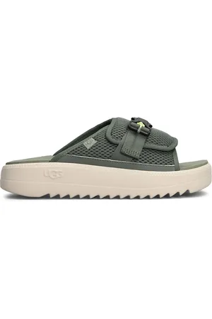 UGG Maxxer slides