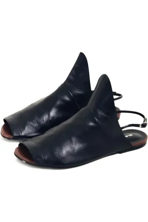 Gloria Coelho Leather flat sandals