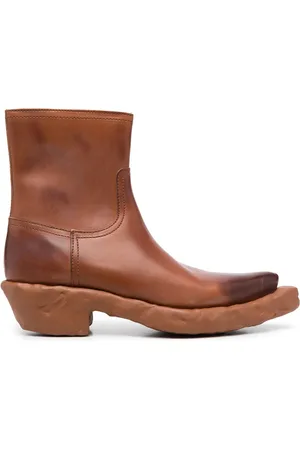Camper Venga boots