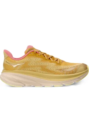 Hoka One One Clifton 9 trainers