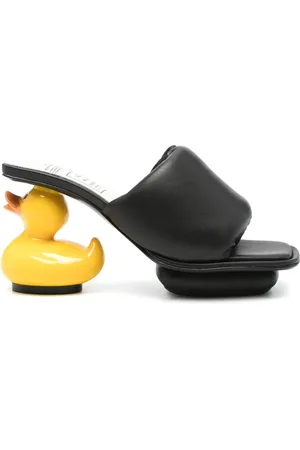 Maison Mihara Yasuhiro 90mm duck heel mules