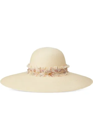 Le Mont St Michel Blanche capeline hat