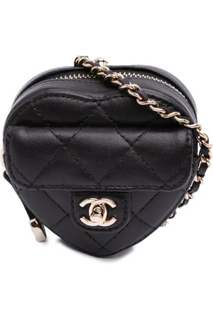 CHANEL 2021 Lambskin CC in Love Heart Necklace Bag crossbody bag
