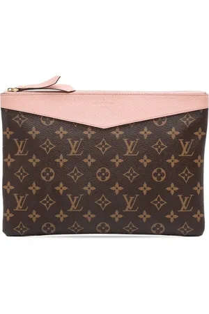 LOUIS VUITTON 2018 Monogram Daily Pouch clutch bag
