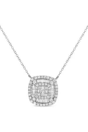 LB Exclusive 14kt white gold diamond pendant necklace