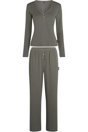 Karl Lagerfeld K Essential ribbed pajama set