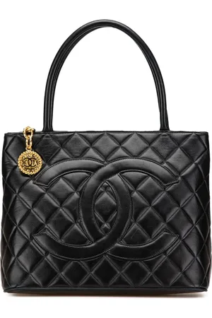 CHANEL 2000-2002 Lambskin Medallion tote bag