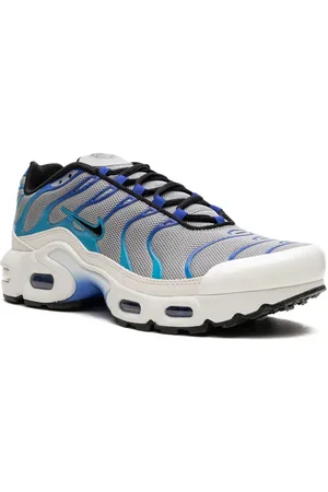 Nike Air Max Plus low-top sneakers