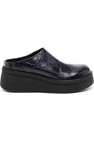 Miista Kristi mules