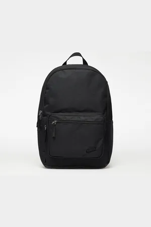 Nike Batoh Heritage Eugene Backpack Black/ Black/ Black 23 l