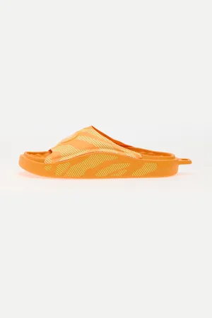 adidas Tenisky adidas x Stella McCartney Slide Crew Orange/ Crew Orange/ Signal Green EUR 35.5