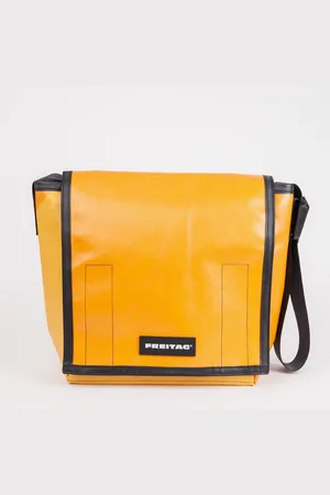 FREITAG F21 Nightclub