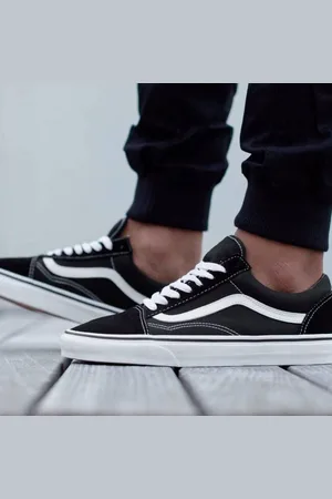 Vans Tenisky UA OLD SKOOL Black/White