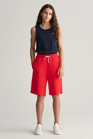 GANT TEPLÁKOVÉ ŠORTKY SHIELD SWEAT SHORTS BRIGHT RED
