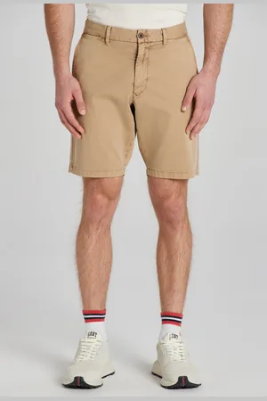 GANT ŠORTKY DOBBY RELAXED SHORTS DARK KHAKI