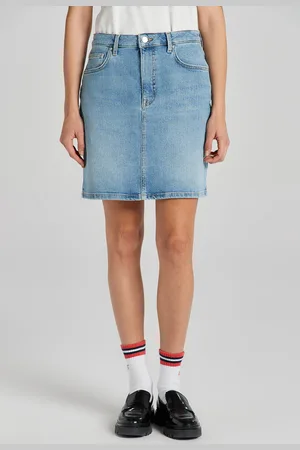 GANT SUKNĚ REG DENIM SKIRT SEMI LIGHT BLUE WORN IN