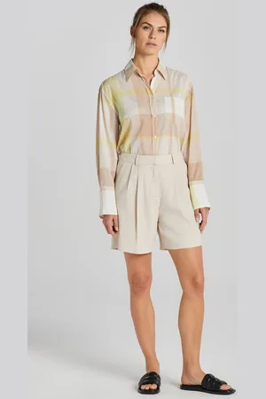 GANT ŠORTKY STRETCH LINEN TAILORING SHORTS SOFT OAT