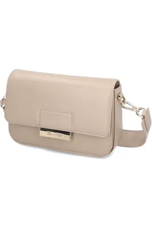 Calvin Klein CK CORE SHOULDER BAG