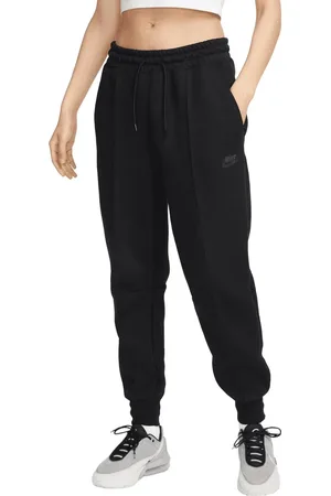 Nike Černé dámské tepláky Sportswear Tech Fleece Pant FB8330-010